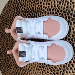 NEVER WORN Kids Jordan 1's